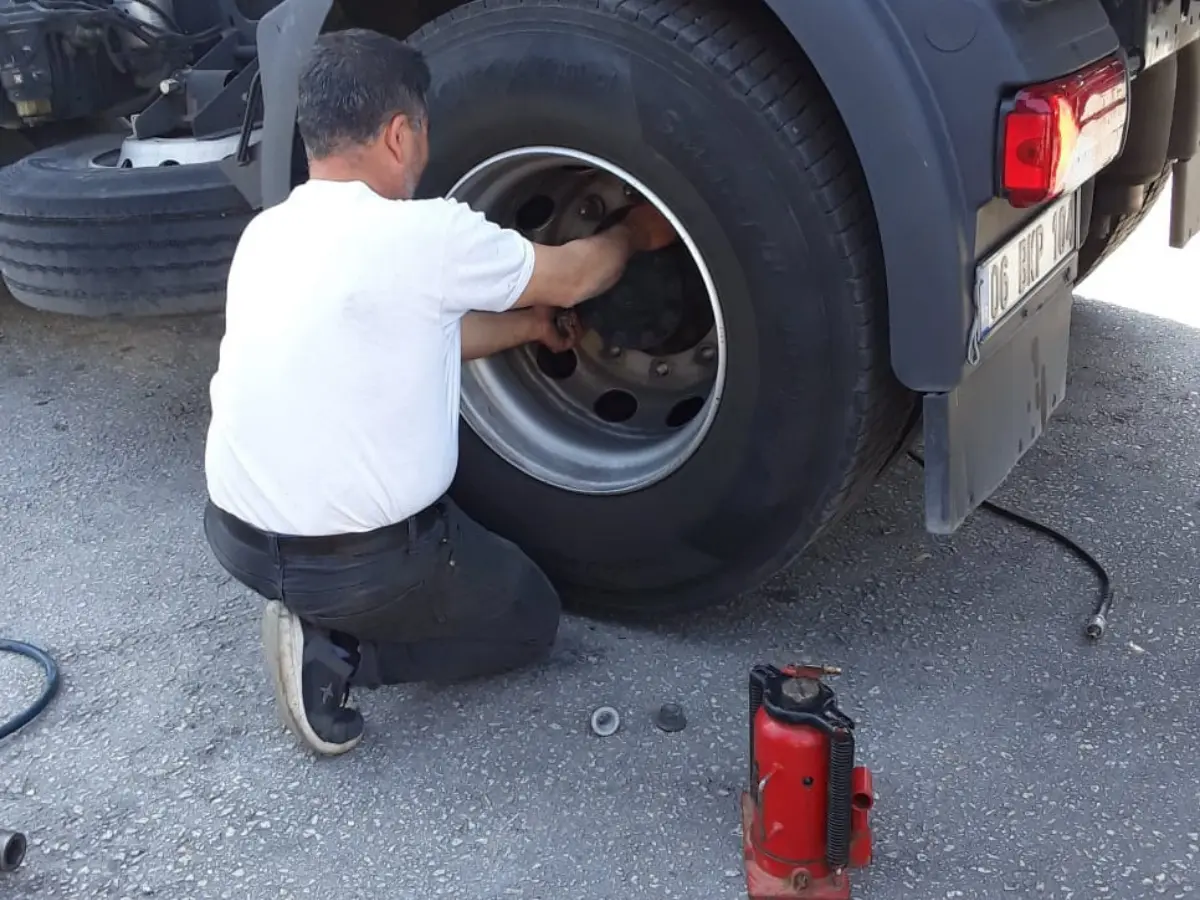 Çamlık Oto Lastikçi
